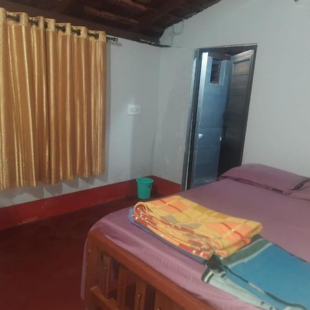 Spinson Home Stay Madikeri Eksteriør billede